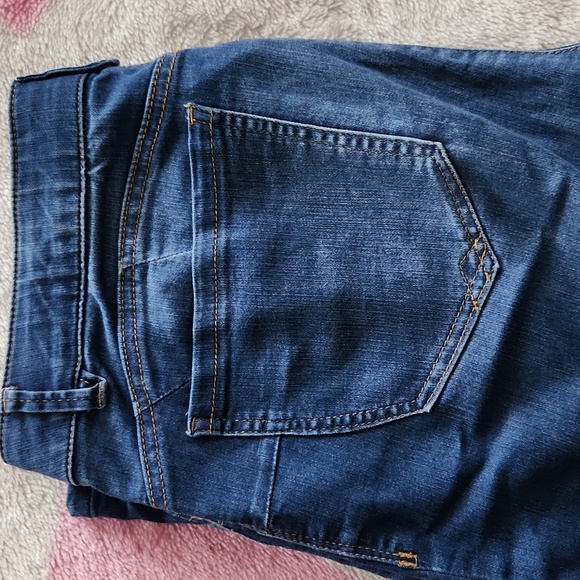 DEMOCRACY Jeans - Picture 12 of 13